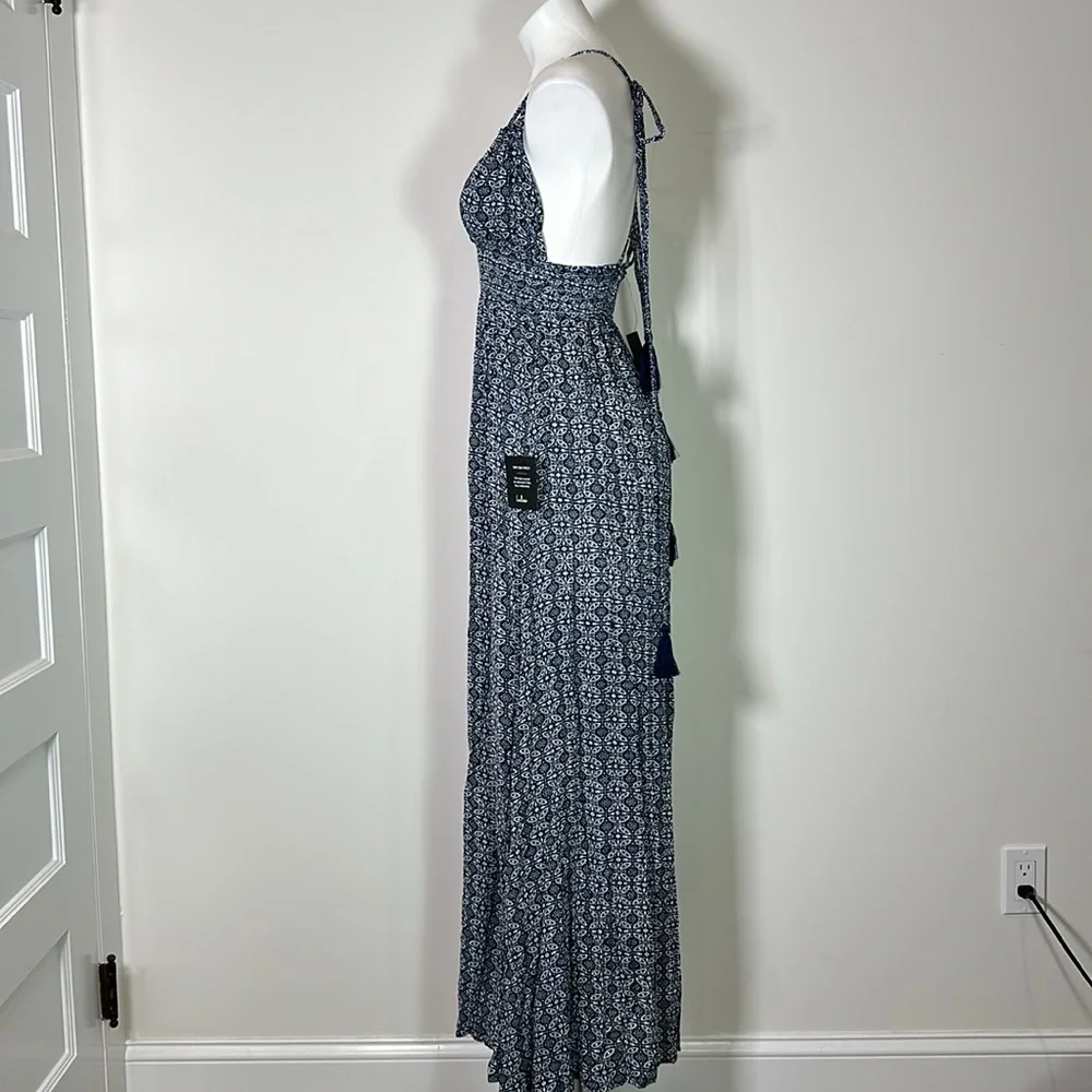 LULU’S MAXI DRESS - Picture 6 of 10